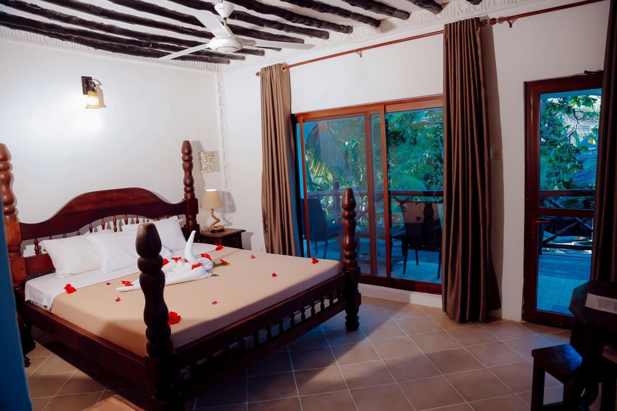 Langi Langi Beach Bungalows Nungwi Exterior photo